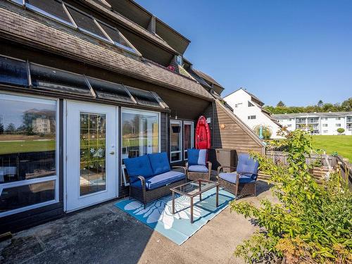 101-2740 Island Hwy South, Campbell River, BC - Outdoor With Deck Patio Veranda With Exterior