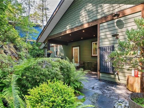 1370 Edwards Pl, Ucluelet, BC 