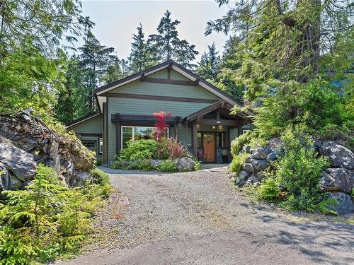 1370 Edwards Pl, Ucluelet, BC 