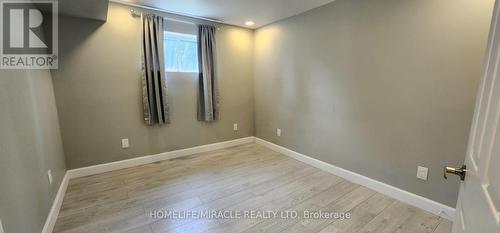 14 Herrell Avenue, Barrie (Painswick North), ON - Indoor Photo Showing Other Room