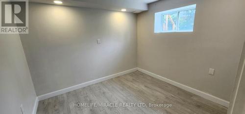 14 Herrell Avenue, Barrie (Painswick North), ON - Indoor Photo Showing Other Room