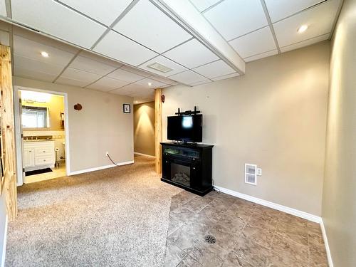 218 304Th Street, Kimberley, BC - Indoor