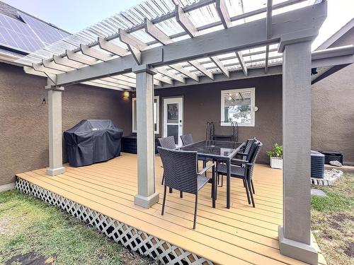 352 Powers Road, Kamloops, BC - Outdoor With Exterior