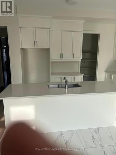 50 Sandhill Crescent, Adjala-Tosorontio (Colgan), ON - Indoor Photo Showing Kitchen