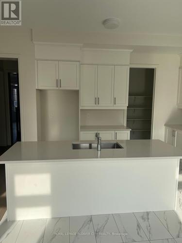 50 Sandhill Crescent, Adjala-Tosorontio (Colgan), ON - Indoor Photo Showing Kitchen