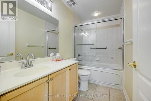 209 - 350 Princess Royal Drive, Mississauga (City Centre), ON - Indoor Photo Showing Bathroom