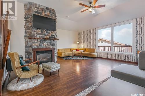 112 Fairchild Avenue, Regina Beach, SK - Indoor Photo Showing Living Room With Fireplace