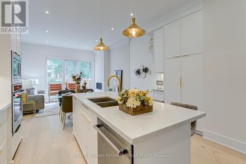 16A Maple Avenue N, Mississauga, ON - Indoor Photo Showing Kitchen With Double Sink With Upgraded Kitchen