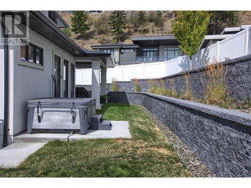 1373 Sladen Crescent, Kelowna, BC - Outdoor