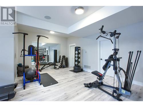 1373 Sladen Crescent, Kelowna, BC - Indoor Photo Showing Gym Room