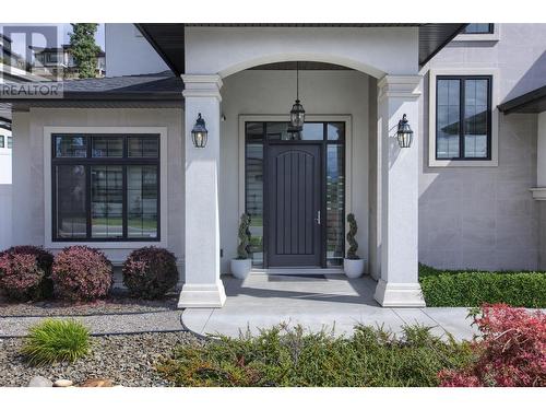 1373 Sladen Crescent, Kelowna, BC - Outdoor