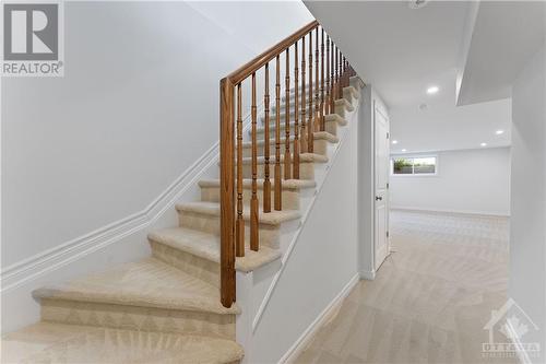 759 Cairn Crescent, Ottawa, ON - Indoor Photo Showing Other Room