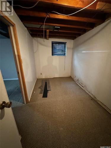 4215 8Th Avenue, Regina, SK - Indoor Photo Showing Basement