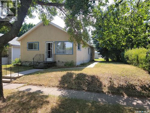 144 4Th Avenue W, Unity, SK - Outdoor