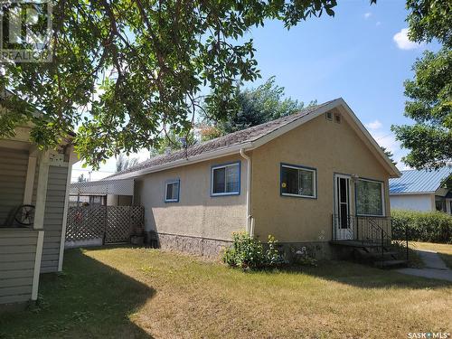 144 4Th Avenue W, Unity, SK - Outdoor With Exterior