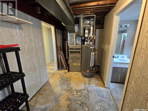 317 3Rd Avenue, Kipling, SK - Indoor Photo Showing Basement