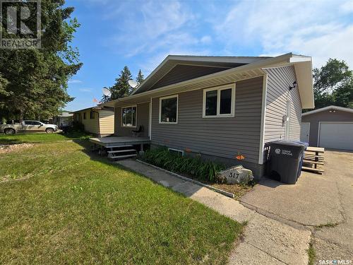 317 3Rd Avenue, Kipling, SK - Outdoor