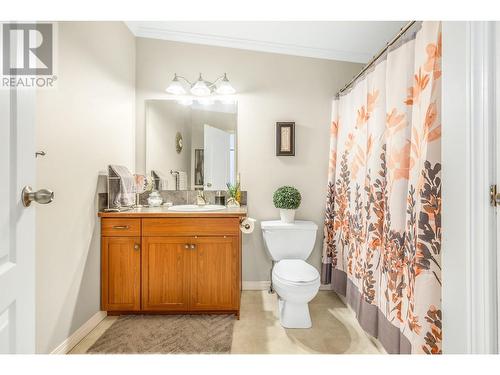 18125 Hereford Road, Lake Country, BC - Indoor Photo Showing Bathroom