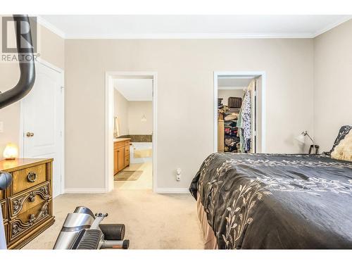 18125 Hereford Road, Lake Country, BC - Indoor Photo Showing Bedroom