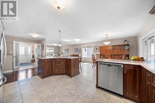 82 Dorchester Drive, Prince Edward County (Wellington), ON - Indoor Photo Showing Kitchen