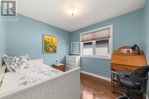 82 Dorchester Drive, Prince Edward County (Wellington), ON - Indoor Photo Showing Bedroom