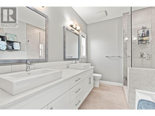 285 Kicking Horse Place, Vernon, BC - Indoor Photo Showing Bathroom