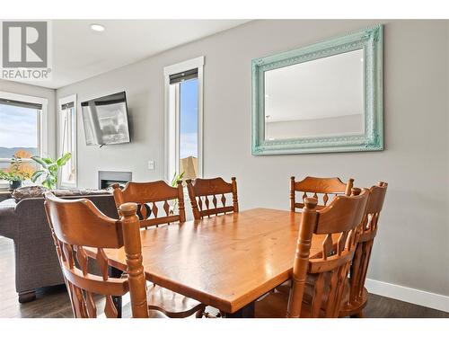 285 Kicking Horse Place, Vernon, BC - Indoor Photo Showing Dining Room