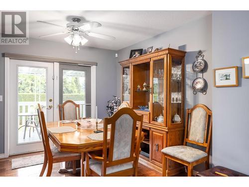 2824 Lower Glenrosa Road, West Kelowna, BC - Indoor Photo Showing Dining Room