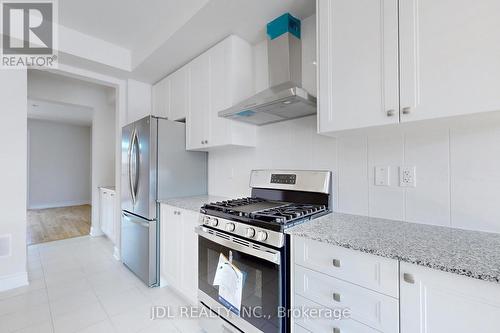 169 Tennant Circle, Vaughan (Vellore Village), ON - Indoor Photo Showing Kitchen