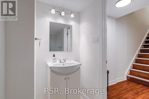 5612 Annabelle Avenue, Mississauga (East Credit), ON - Indoor Photo Showing Bathroom