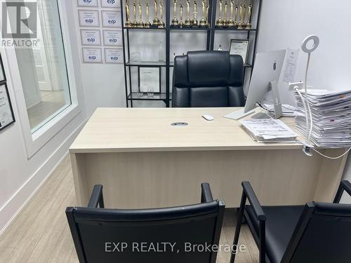 3 - 1185 Queensway E, Mississauga (Dixie), ON 