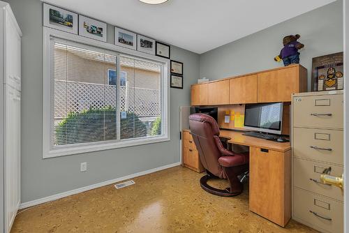 130-2250 Louie Drive, West Kelowna, BC - Indoor Photo Showing Office