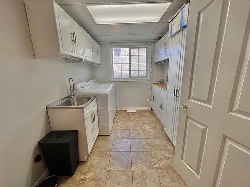 519 Mayne Avenue, Princeton, BC - Indoor Photo Showing Laundry Room