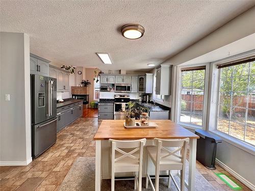 519 Mayne Avenue, Princeton, BC - Indoor Photo Showing Dining Room