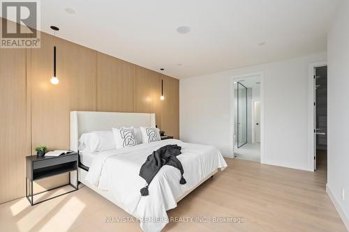 365 Manhattan Drive, London, ON - Indoor Photo Showing Bedroom