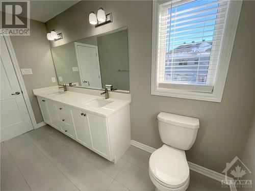 912 Rubicon Place, Ottawa, ON - Indoor Photo Showing Bathroom