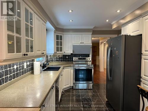 3645 Ingram Road, Mississauga, ON - Indoor Photo Showing Kitchen