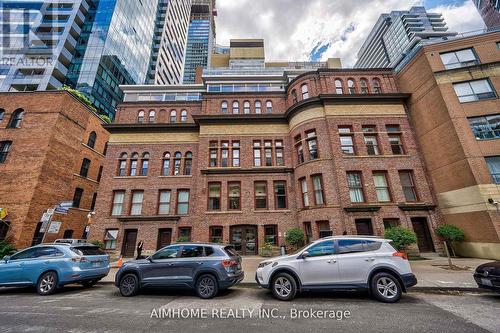 905 - 11 St Joseph Street, Toronto, ON - Outdoor With Facade