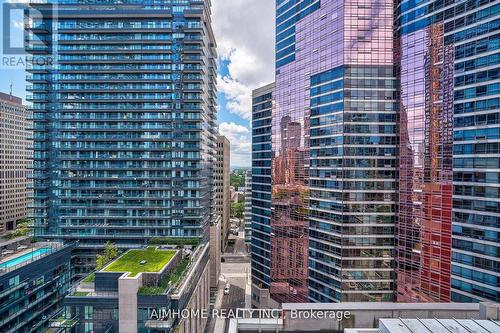 905 - 11 St Joseph Street, Toronto, ON - Outdoor With Facade