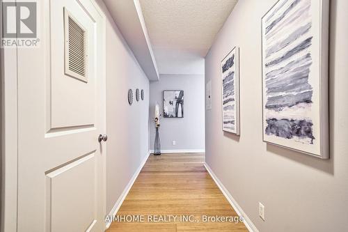 905 - 11 St Joseph Street, Toronto, ON - Indoor Photo Showing Other Room