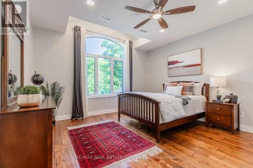 7774 Guelph Line, Milton (Nelson), ON - Indoor Photo Showing Bedroom