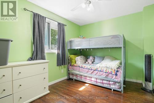 119 Daphne Crescent, Barrie (Cundles East), ON - Indoor Photo Showing Bedroom