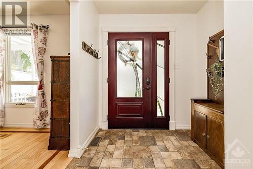 211 Park Avenue, Carleton Place, ON - Indoor Photo Showing Other Room