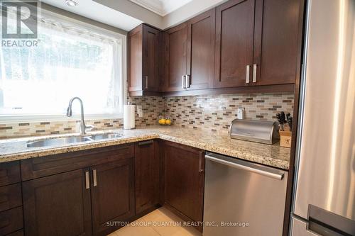 49 - 1050 Shawnmarr Road, Mississauga (Port Credit), ON - Indoor Photo Showing Kitchen With Stainless Steel Kitchen With Double Sink