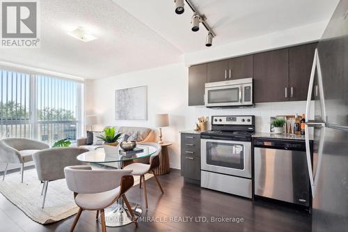 607 - 80 Esther Lorrie Drive, Toronto (West Humber-Clairville), ON - Indoor Photo Showing Kitchen With Stainless Steel Kitchen