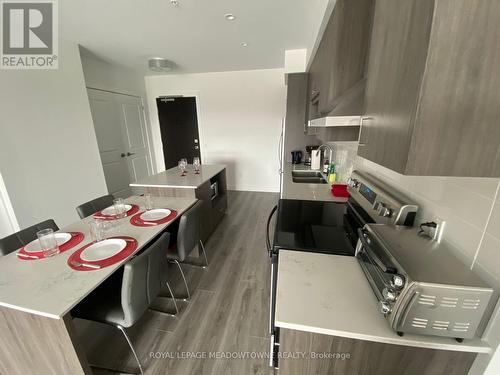 1512 - 15 Glebe Street, Cambridge, ON - Indoor Photo Showing Kitchen