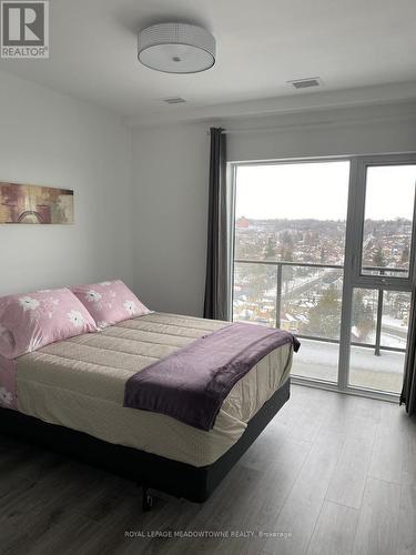 1512 - 15 Glebe Street, Cambridge, ON - Indoor Photo Showing Bedroom