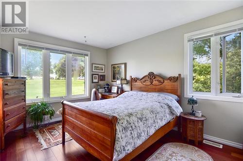 1833 County Road 2 Road, Johnstown, ON - Indoor Photo Showing Bedroom