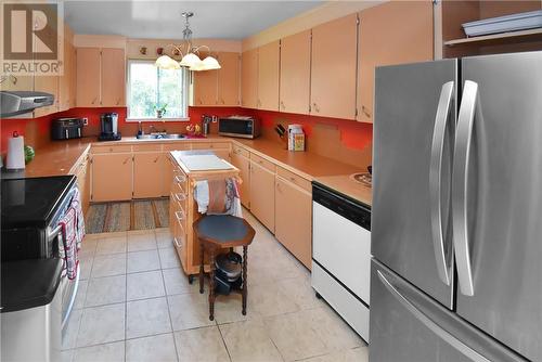 197 Wahamaa Road, Wahnapitae, ON - Indoor Photo Showing Kitchen With Double Sink