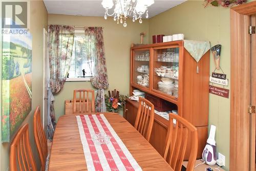 197 Wahamaa Road, Wahnapitae, ON - Indoor Photo Showing Dining Room